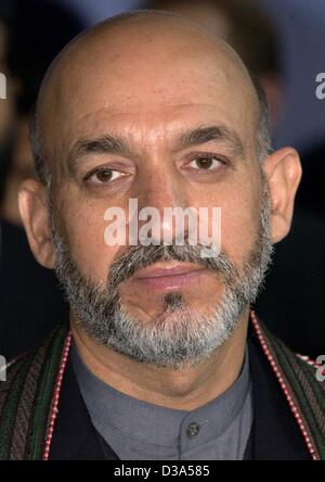 (Afp) - Hamid Karzaï, chef du gouvernement intérimaire afghan, photographié à Berlin, le 14 mars 2002. Banque D'Images