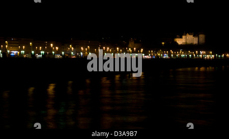 Dieppe, Normandie, nuit, réflexions en mer Banque D'Images