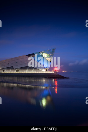 La profonde , Kingston Upon Hull les mondes seulement submarium . L'un des Mondes la plupart des aquariums spectaculaires Banque D'Images