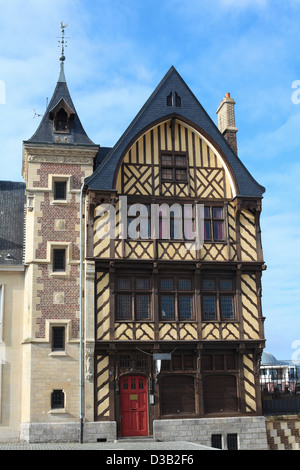 L'architecture typique à Amiens, Somme, France Banque D'Images