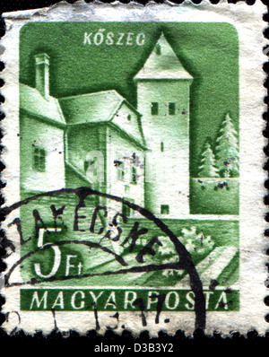 Hongrie - VERS 1960 : timbre imprimé dans la Hongrie affiche Château de Koszeg, série Châteaux, vers 1960 Banque D'Images