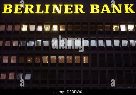 (Afp) - Le siège de la Berliner Bank à Berlin, 10 janvier 2003. Banque D'Images