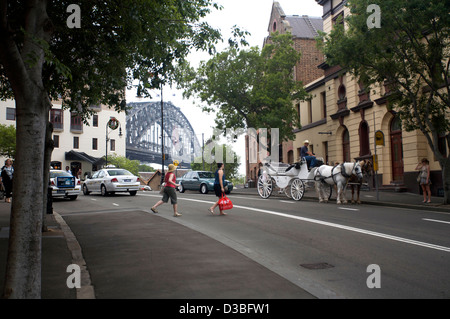 Macquarie Street à proximité du Pont du Port de Sydney, Sydney, Australie Banque D'Images