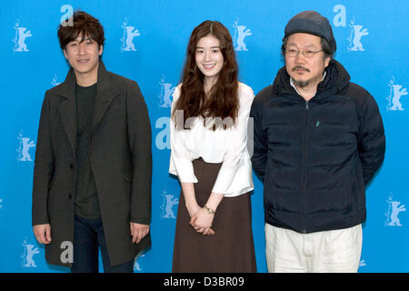 Acteur Lee Sunkyun / Seon-gyun Lee / Lee Sun-gyun, Eunchae / Jung actrice Jeong Eun-Chae / Jung Eun-chae et Hong Sangsoo / Sang-soo Hong pendant les 'Nugu-ui Ttal-do / la fille de Anin Haewon' photocall au 63e Festival International du Film de Berlin / Berlinale. 15 février 2013 Banque D'Images