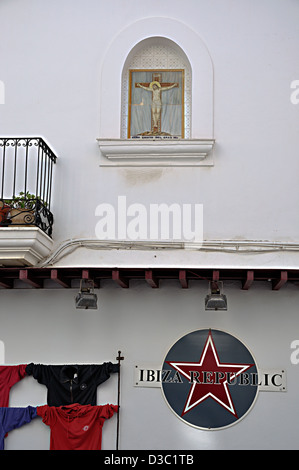 Boutique de la république d'Ibiza Marina quartier. La ville d'Ibiza, Iles Baléares, Espagne Banque D'Images