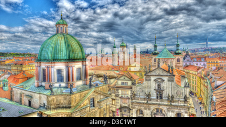 Vue depuis la tour du pont de la vieille ville de Prague Vieille Ville, (effet spécial) Banque D'Images