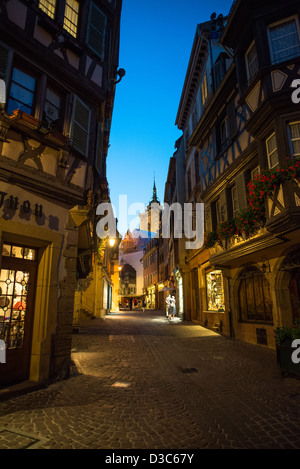 Centre-ville de Colmar la nuit, France Banque D'Images