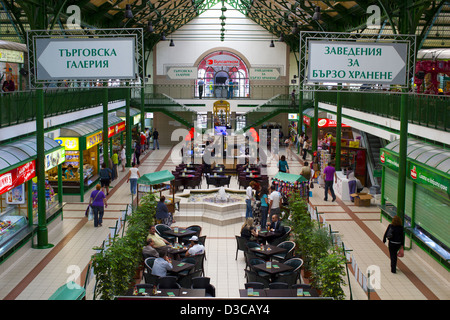 La Bulgarie, Europe, Sofia, Marché Central Hall, Centre Commercial. Banque D'Images