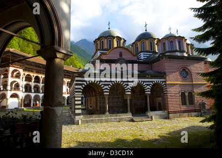 La Bulgarie, Europe, Monastère de Rila niché dans les montagnes de Rila, l'église de la Nativité. Banque D'Images