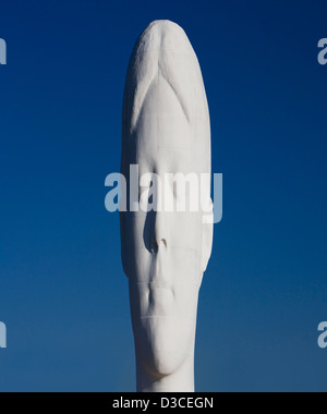 'Dream' sculpture conçue par l'artiste Jaume Plensa, St.helens, Merseyside, Angleterre, Royaume-Uni, Europe Banque D'Images