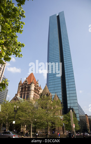 Église de la Trinité et la John Hancock Tower, Boston, Massachusetts, USA Banque D'Images