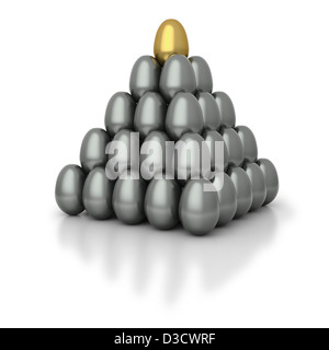 Pyramide d'entraîner avec oeufs d'oeufs sur le dessus sur fond blanc Banque D'Images