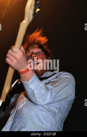 Barcelone, Espagne - DEC 10 : Alex Trimble, homme à l'avant de Two Door Cinema Club, discothèque à Razzmatazz le 19 novembre 2 Banque D'Images