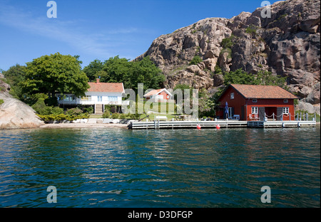 Stenungsund, Suède, Sommerhaeuser Schaer sur une île Banque D'Images