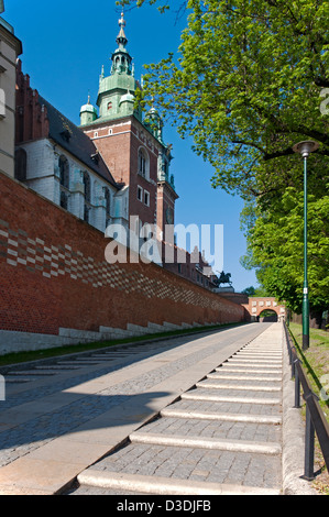 Entrée principale de château royal de Wawel à Cracovie, Pologne Banque D'Images