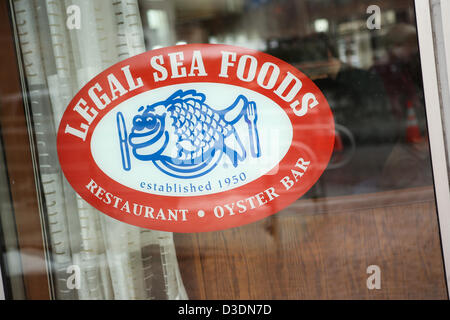 16 février 2013 - Cambridge, Massachusetts, États-Unis - Le Legal Sea Foods restaurant à Kendall Square, Cambridge (Massachusetts) le samedi 16 février, 2013. (Crédit Image : © Nicolas Czarnecki/ZUMAPRESS.com) Banque D'Images