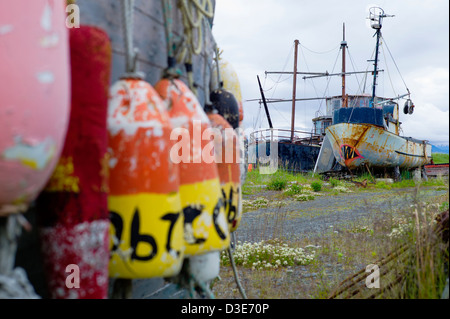 Virtuelle d'un musée de plein air de la pêche et le bateau gear ornent une propriété sur l'Homer Spit, Homer, Alaska, USA Banque D'Images