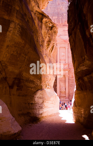 Premier point de vue spectaculaire du trésor, Petra, Jordanie Banque D'Images