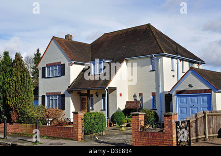 Maison individuelle, Hithermoor, Stanwell Moor Road, Surrey, Angleterre, Royaume-Uni Banque D'Images