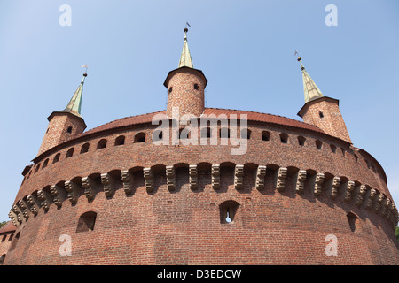 Barbacane de Cracovie, dans la vieille ville de Cracovie, Pologne Banque D'Images