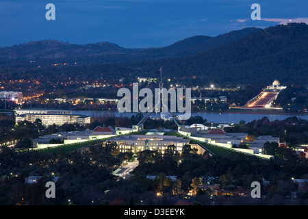 La Maison du Parlement est le lieu de réunion du Parlement d'Australie situé à Canberra, la capitale de l'Australie. Banque D'Images