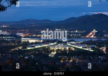 La Maison du Parlement est le lieu de réunion du Parlement d'Australie situé à Canberra, la capitale de l'Australie. Banque D'Images