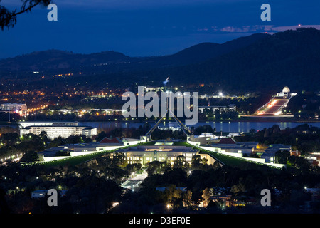 La Maison du Parlement est le lieu de réunion du Parlement d'Australie situé à Canberra, la capitale de l'Australie. Banque D'Images