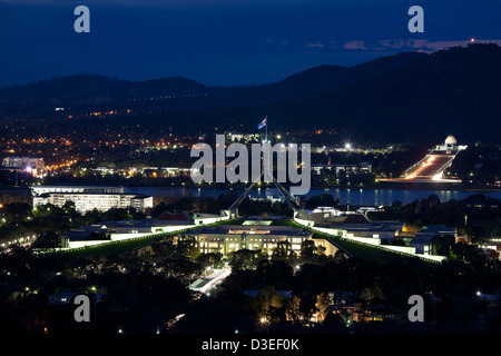 La Maison du Parlement est le lieu de réunion du Parlement d'Australie situé à Canberra, la capitale de l'Australie. Banque D'Images