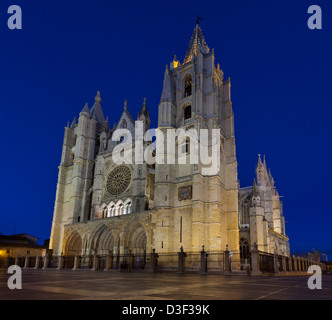 Cathédrale gothique de Leon (Espagne) Banque D'Images