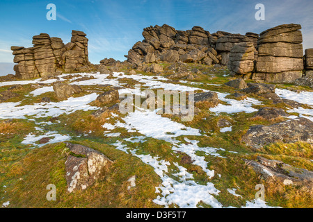 Hound Tor dans le Dartmoor National Park près de Manaton, Devon, Angleterre, Royaume-Uni, Europe. Banque D'Images