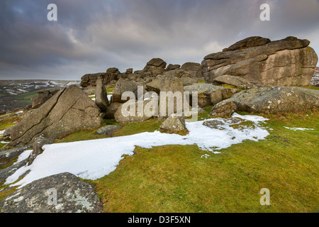 Bonehill Rocks dans le Dartmoor National Park près de Widecombe dans la Lande, Devon, Angleterre, Royaume-Uni, Europe. Banque D'Images