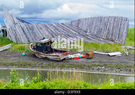 Virtuelle d'un musée de plein air de la pêche et le bateau gear ornent une propriété sur l'Homer Spit, Homer, Alaska, USA Banque D'Images