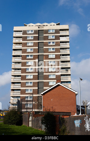 Maison cuchulainn l'un des 60s new lodge tower blocks le logement social dans le nord de l'Irlande du Nord Belfast, Royaume-Uni Banque D'Images