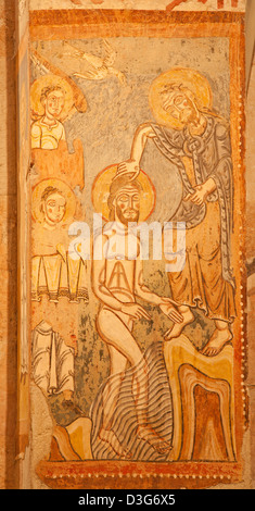 VERONA - 28 janvier : fresque du baptême de Jésus à partir de 12. 100. par l'auteur inconnu de la baisse l'église San Fermo Maggiore Banque D'Images