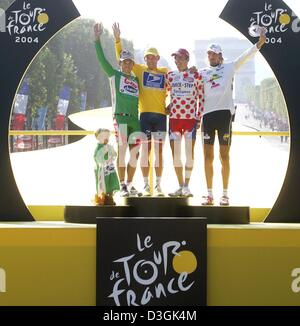 (Afp) - De l'Australie : L'équipe de Robbie McEwen Lotto-Domo, porter les meilleurs sprinter's maillot vert, US Postal de Lance Armstrong de l'équipe des États-Unis, portant le maillot jaune du leader de la course, le français Richard Virenque de Quick Step-Davitamon, arborant le meilleur grimpeur est blanc et rouge à pois avec jersey, et le russe Vladimir Karpets des Illes Balears, arborant le meilleur jeune, le w Banque D'Images