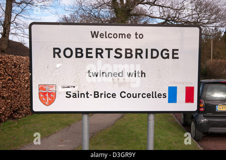 Bienvenue à Robertsbridge East Sussex UK signe signes de Jumelage Banque D'Images