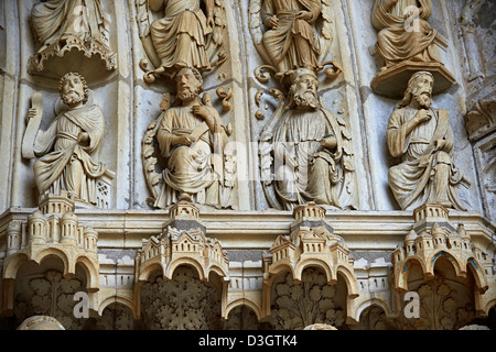 Amérique du porche, portail central droit, archivoltes c. 1194-1230. Cathédrale de Chartres, en France. Banque D'Images