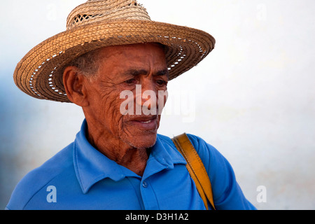 Portrait d'ancien homme cubain wearing Straw Hat, de Cuba, des Caraïbes Banque D'Images