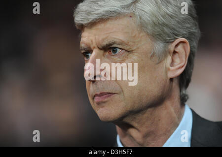 Londres, Royaume-Uni. 19 février 2013. L'entraîneur-chef d'Arsenal Arsene Wenger avant la Ligue des Champions Tour de jambe premier 16 match de foot entre Arsenal FC et le FC Bayern de Munich à l'Emirates Stadium à Londres, Angleterre, le 19 février 2013. Photo : Andreas Gebert/apd /Alamy Live News Banque D'Images