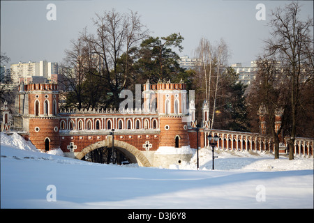 Passerelle pour piétons à Noël, Moscou Tsaritsyno Banque D'Images