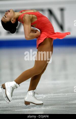 (Dpa), patineuse artistique Michelle Kwan effectue sa au cours de l'événement freestyle au championnat du monde de patinage artistique à Dortmund mercredi, 24 mars 2004. Banque D'Images