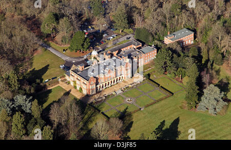 Vue aérienne de l'Est et le centre de conférence Hall Hampstead près de Bracknell, Berkshire Banque D'Images