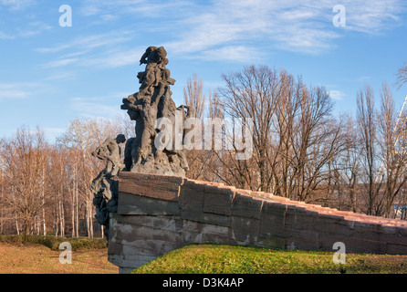 Monument à l'assassiné ceux de Babi Yar à Kiev, une série de massacres commis par les Nazis pendant la Seconde Guerre mondiale. Banque D'Images