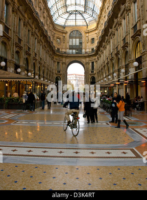 Galleria Vittorio Emanuele II, Milan, Lombardie, Italie du nord Europe Banque D'Images