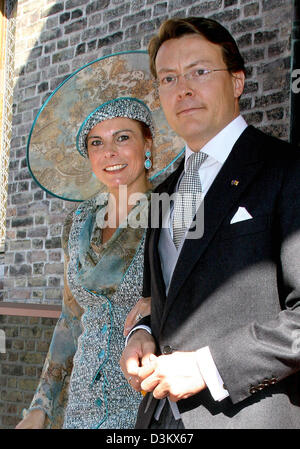 (Afp) - La Princesse Laurentien et le Prince Constantijn des Pays-Bas arrivent pour l'ouverture de l'année parlementaire dans la Haye, Pays-Bas, 20 septembre 2005. Foto : Albert Nieboer (Pays-Bas) Banque D'Images