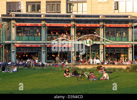 Magdeburg, Allemagne, la chaîne de restaurants restaurant Alex à Ulrichplatz Banque D'Images