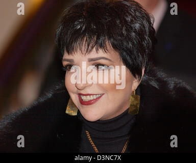 (Afp) - l'image montre-nous American star hollywoodienne de Liza Minnelli dans Berlin, 18 février 2006. Photo : Stephanie Pilick Banque D'Images