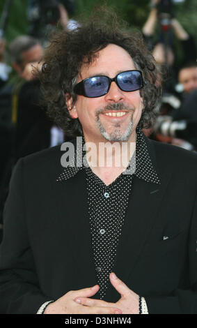 Réalisateur Tim Burton s'affiche au Palais des Festivals pour l'ouverture du 59ème Festival International du Film à Cannes, France, le mercredi 17 mai 2006. Photo : Hubert Boesl Banque D'Images