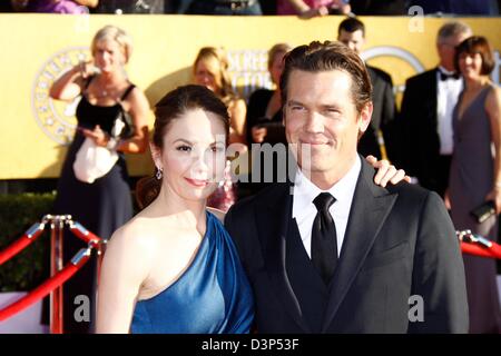 Acteurs américains Diane Lane et Josh Brolin assister à la 18e Conférence annuelle de la Guilde des acteurs de cinéma - SAG - Awards Au Shrine Auditorium à Los Angeles, USA, le 29 janvier 2012. Photo : Hubert Boesl Banque D'Images
