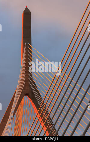 Leonard P. Zakim Bunker Hill Memorial Bridge Banque D'Images